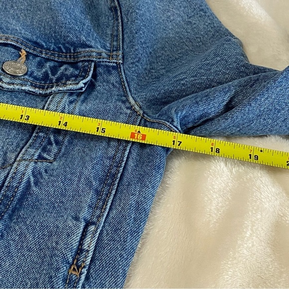ZARA / Medium Washed Denim Jacket Size XS - Picture 12 of 14